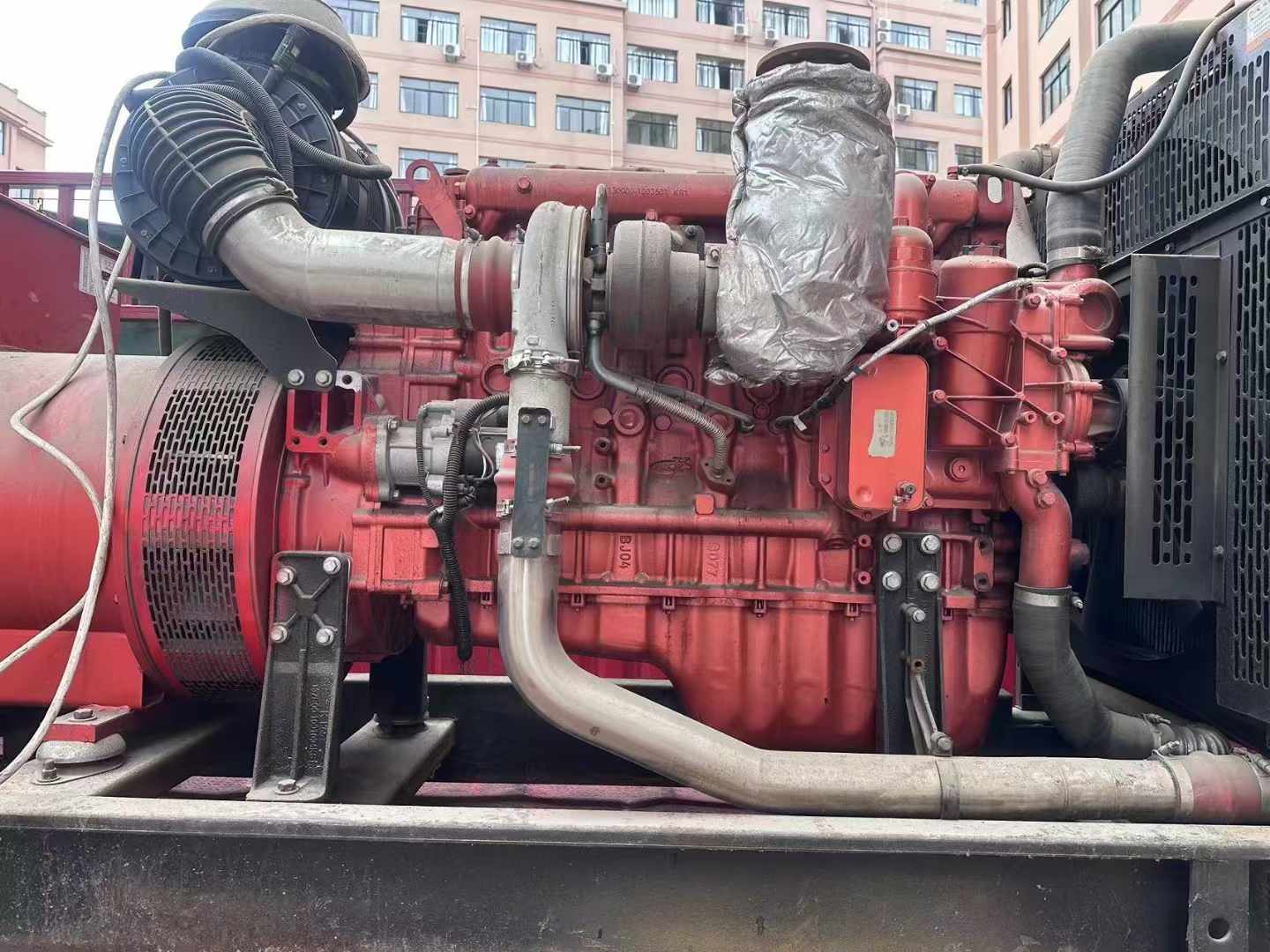 海伦如何选择适合 600kW 柴油发电机组的过载保护器？