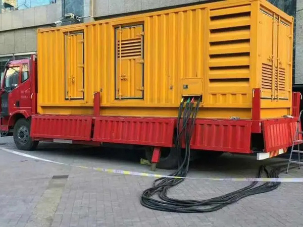 海伦如何确定水冷式机油散热器密封件的规格型号？